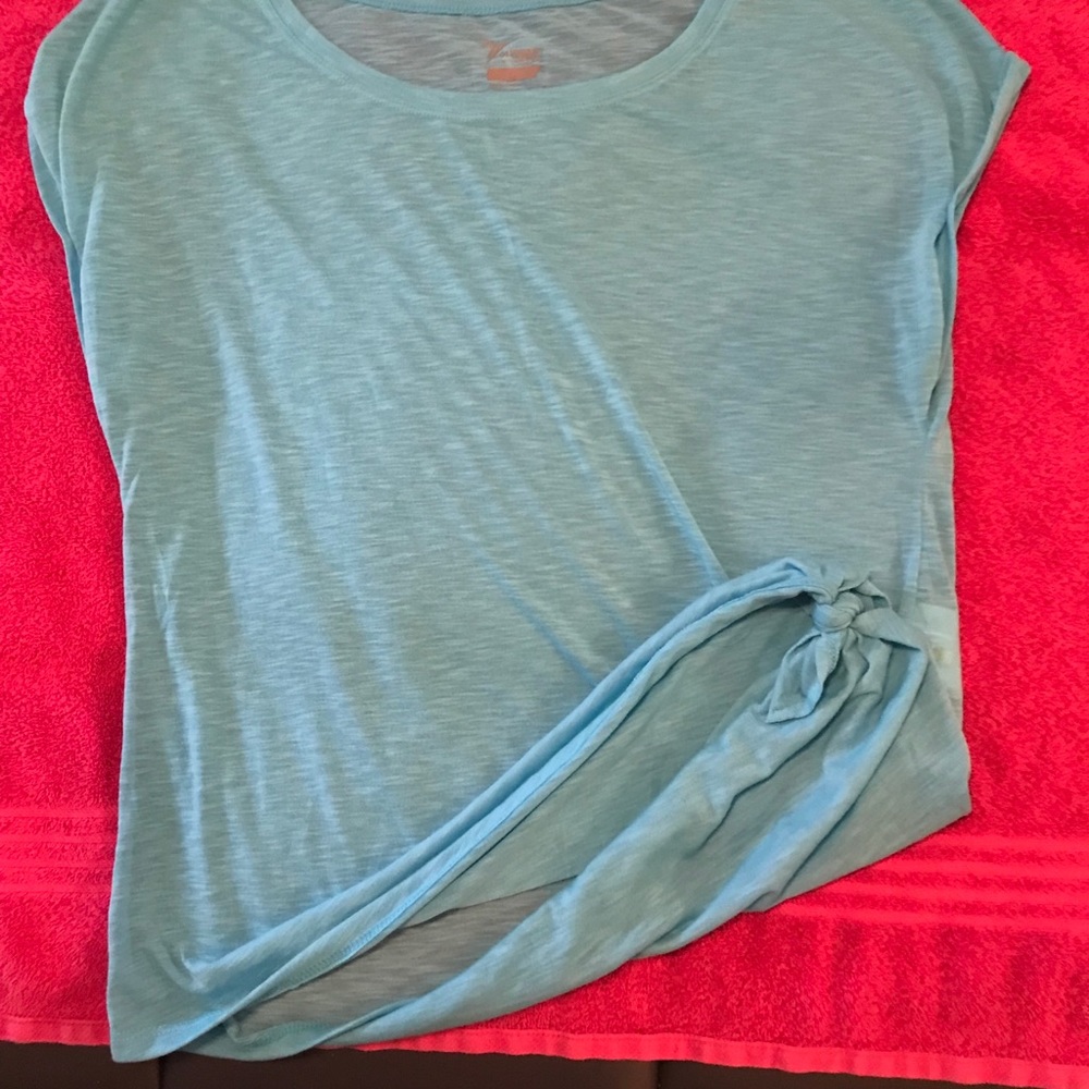 Old navy oversized tee with tied bottom size M
